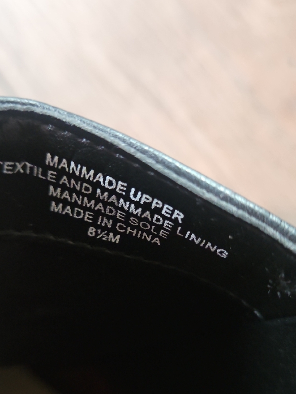 NEW! ANN TAYLOR LOFT Minimalist Flat Ankle Boot Classic Black Faux Leather 8.5. - Picture 8 of 8